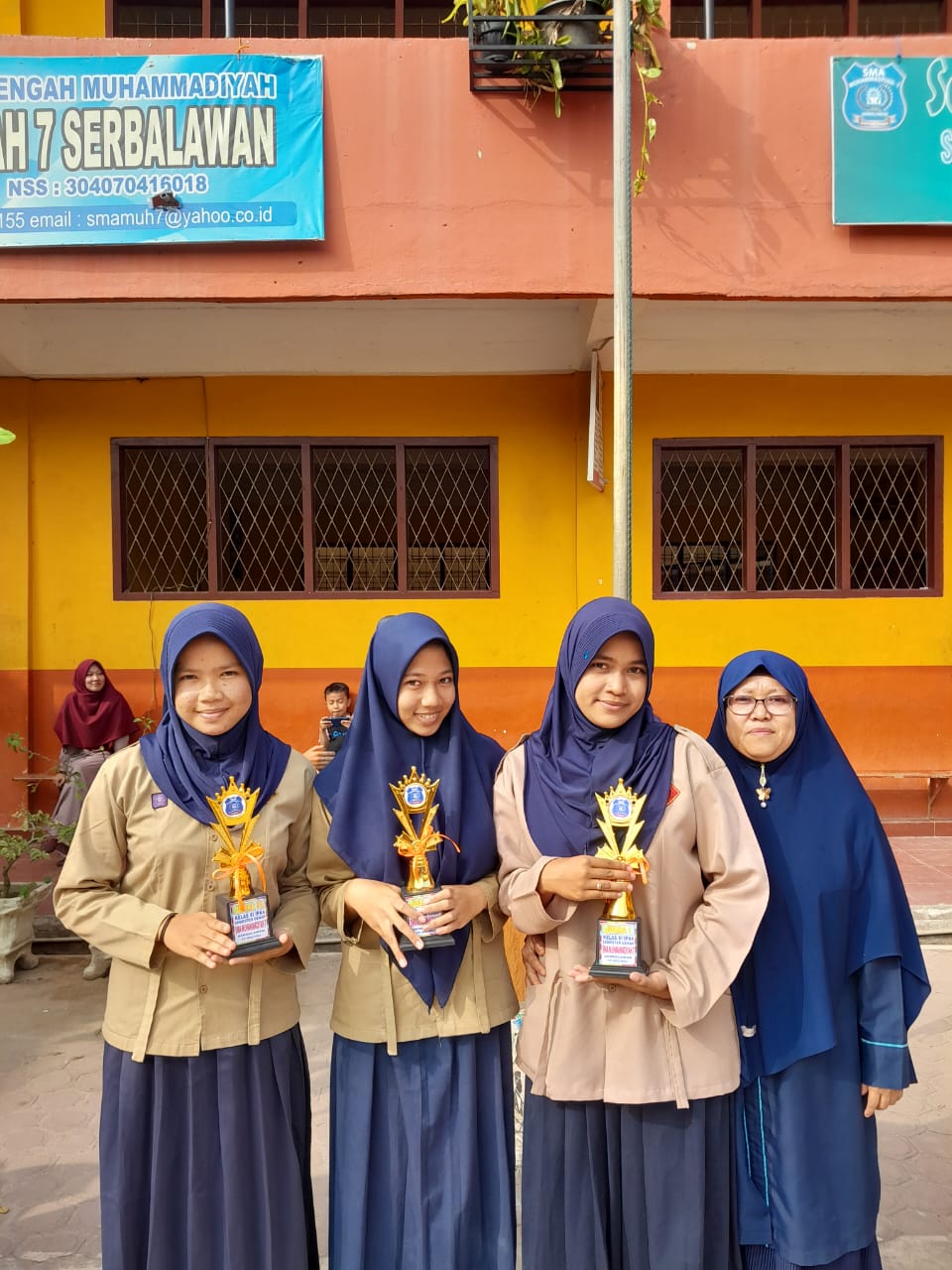 logo gambar